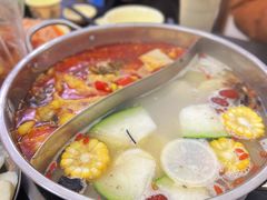 -周良天山牛杂城(天山路总店)