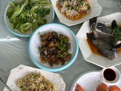 -双月饭店·20年老字号(新村店)