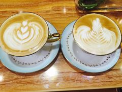 -Rabbit Cafe私房西餐甜点咖啡(栖霞路店)