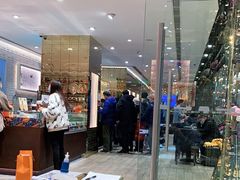 -VENCHI 闻绮(北京国贸商城店)