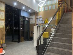 -半岛宠物医院24小时·内窥镜·牙科·碎石中心(府城大道店)
