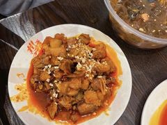 -爆炸头阿姨小四川正宗川味小吃(无任何分店)