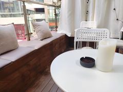 靠窗位-角落低卡烘焙(正弘城店)