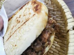 牛肉烧饼（多肉）-穆得·老周家牛肉烧饼(普利街店)