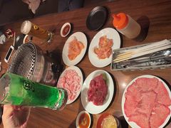 -焼肉まんぐう