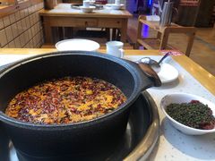 -佬缸炮江湖川菜(玉林店)