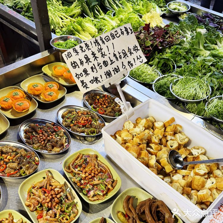 南沙海鲜火锅太顶了！人均60吃到撑