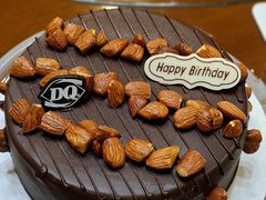 巧克力巴旦木-DQ·蛋糕·冰淇淋(通州万达店)