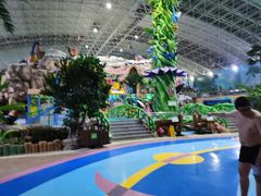 -望儿山温泉水乐园