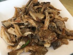 椒盐蘑菇-天天向上素食餐厅(五台山店)