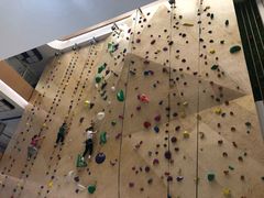 -ROCKPLUS攀岩馆(环宇城店)