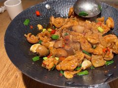 -聚鑫朋酸菜肥肠(文艺路口店)