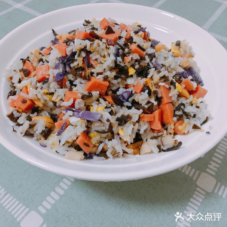 剩菜剩饭怎么办？唯有蛋炒饭才能解忧！