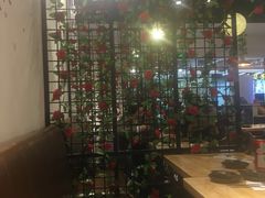 -汇吃汇喝美食街(上海建发浦悦荟广场店)
