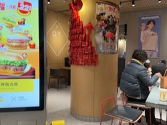 -麦当劳(中山公园龙之梦店)
