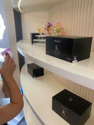 -PE SALON