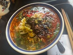 -云阿蛮云南生烫牛肉米线(奉贤路店)