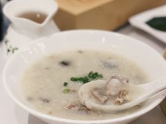 皮蛋瘦肉粥-稻香酒家·33年老字号·港式粤菜(富邦中心店)