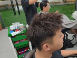 点击看大图 -尤司男士国潮理发馆