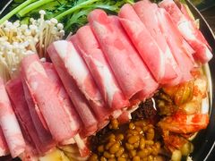 部队锅-MI WU FACTORY米屋美食工厂餐厅(绿地店)