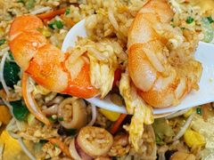 -覃记海鲜美食餐厅