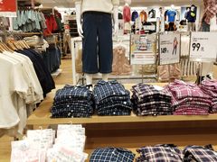 -优衣库(东莞东城万达广场店)