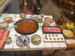-旧街市鲜货老火锅(大光路店)