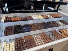 -Laderach 莱德拉(上海环贸iapm店)