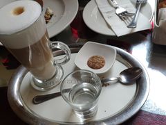 拿铁-纽约咖啡馆