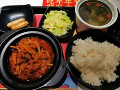 新鱼香肉丝套餐-老娘舅(富都广场店)