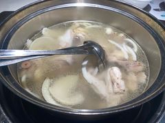 -三个椰子·现砍椰子鸡(金源CBD店)