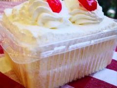 -红宝石·鲜奶小方·海派西点房(长阳店)