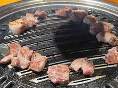 -唯成•韩国炭火烤肉 유성고기