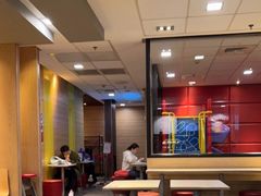 大堂-麦当劳(曲阳店)
