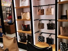 -COACH蔻驰(赛特奥特莱斯店)