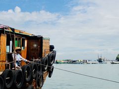 -那琴半岛地质海洋公园