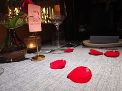 -弦月窗LUNETTE BY AMANDA(复兴路店)