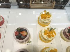 -山与蓝·轻糖鲜果蛋糕(勒泰店)