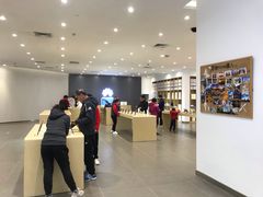 -华为授权体验店(中山公园来福士)