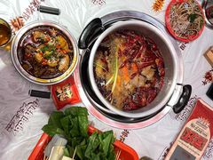 -大芊金重庆串串火锅(南京路店)