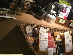 餐具摆设-The Coffee Academïcs(铜锣湾店)
