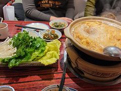 -沙胆彪炭炉牛杂煲(上海日月光广场店)