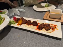 牛里脊配红椒酱-Efes Turkish & Mediterranean Cuisine 艾菲斯餐厅(陆家嘴店)
