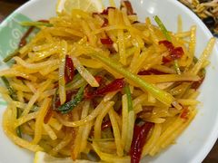 酸辣土豆丝-满园烤鸭·春饼(太原街万达店)