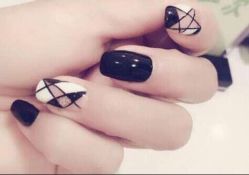 -艾妃罗高科美肤美甲美睫健康管理