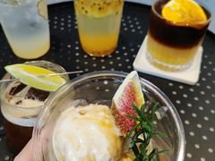 -HUG·拥抱咖啡(郑州宝龙广场店)