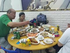 -小辣妹川味海鲜加工店(第一市场椰风巷店)