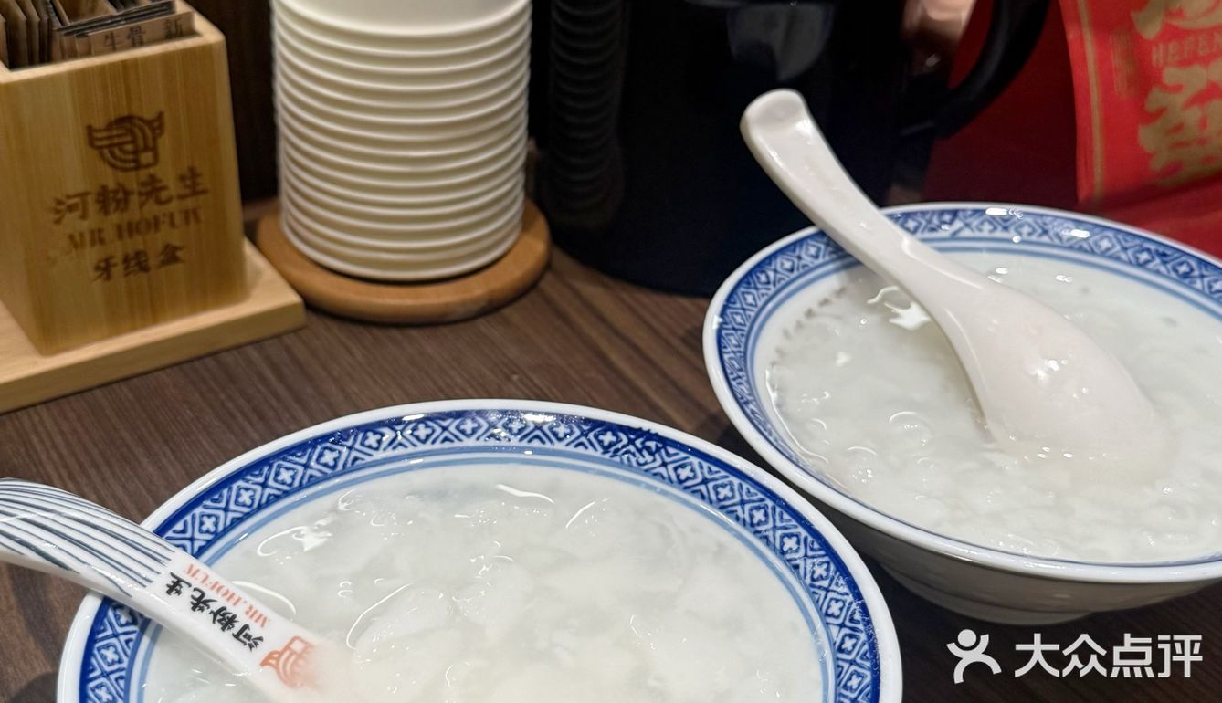 港人也很爱来吃的河粉先生的汤粉