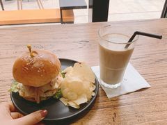 -明谦·Coffee&Cocktail Bar(美您公园店)