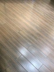 -一東造型烫发染发